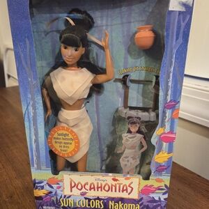 Disney Pocahontas Sun Colors Doll- Nakoma Matel 1995